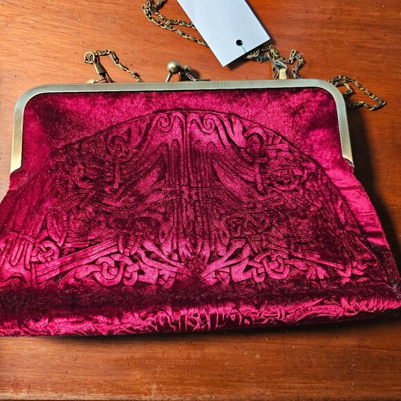 NWT red silk velvet celtic evening bag - Picture 3 of 5